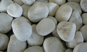 Okrasný biely kameň guľatý